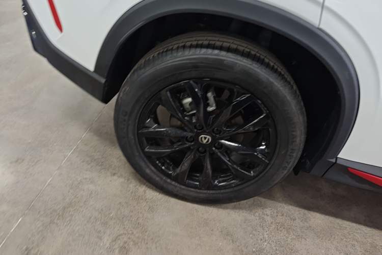 Used CHANGAN X5 PLUS 2025 1.5T DCT Pioneer Edition Right Rear Wheel Hub