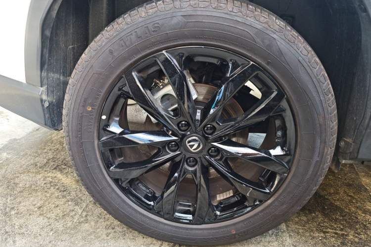 Used CHANGAN X5 PLUS 2025 1.5T DCT Excellence Edition Right Rear Wheel Hub