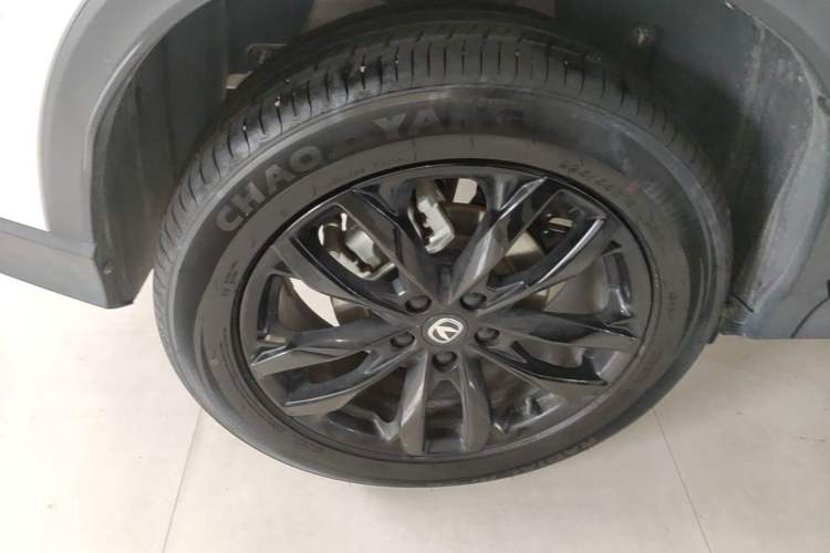Used CHANGAN X5 PLUS 2025 1.5T DCT Pioneer Edition Right Rear Wheel Hub