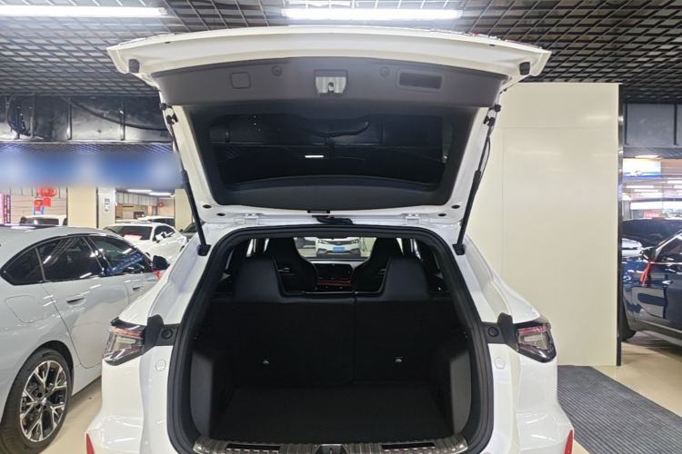 Used CHANGAN X5 PLUS 2025 1.5T DCT Pioneer Edition Trunk