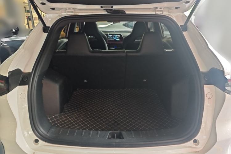 Used CHANGAN X5 PLUS 2025 1.5T DCT Pioneer Edition Trunk