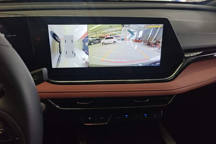 Used CHANGAN X5 PLUS 2026 Model, Second Generation, 1.5T Transcendence PRO Audio And AC Panel