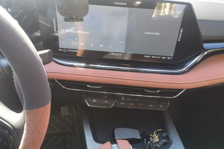 Used CHANGAN X5 PLUS 2026 Model, Second Generation, 1.5T Transcendence PRO Audio And AC Panel