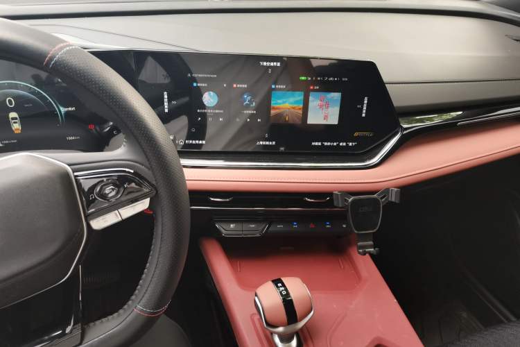 Used CHANGAN X5 PLUS 2026 Model, Second Generation, 1.5T Pioneer PRO Audio And AC Panel