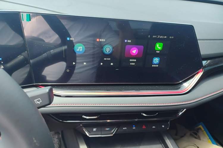 Used CHANGAN X5 PLUS 2026 Model, Second Generation, 1.5T High-Energy PRO Audio And AC Panel