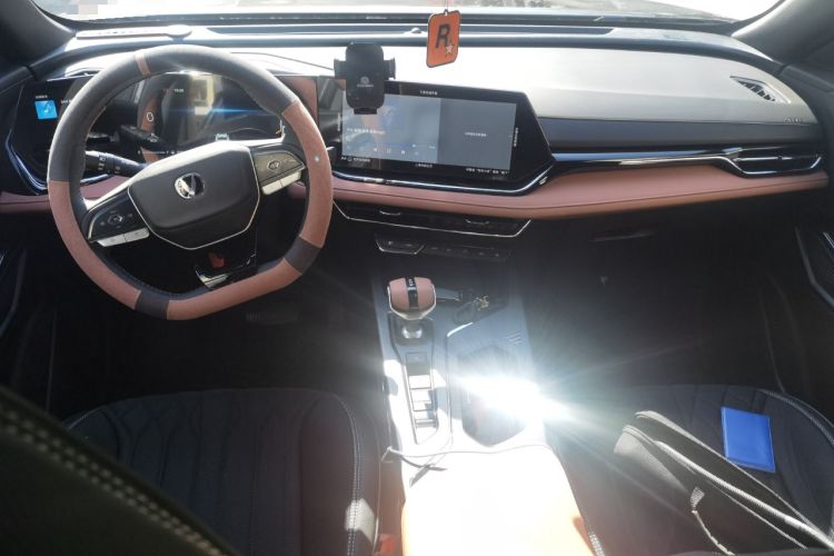 Used CHANGAN X5 PLUS 2026 Model, Second Generation, 1.5T Transcendence PRO Center Console