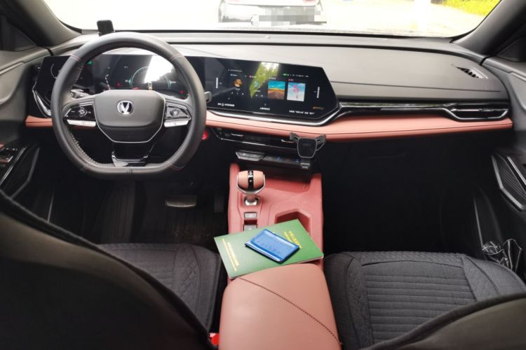 Used CHANGAN X5 PLUS 2026 Model, Second Generation, 1.5T Pioneer PRO Center Console