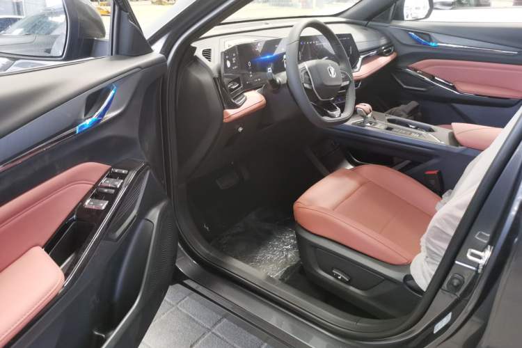 Used CHANGAN X5 PLUS 2026 Model, Second Generation, 1.5T Transcendence PRO Driver Seat