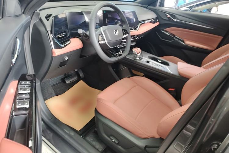 Used CHANGAN X5 PLUS 2026 Model, Second Generation, 1.5T Excellence PRO Driver Seat