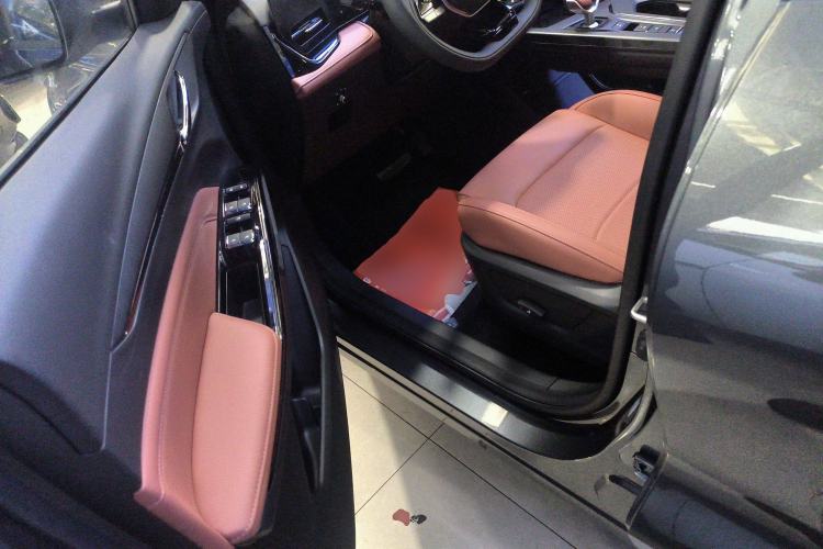 Used CHANGAN X5 PLUS 2026 Model, Second Generation, 1.5T Excellence PRO Driver Seat