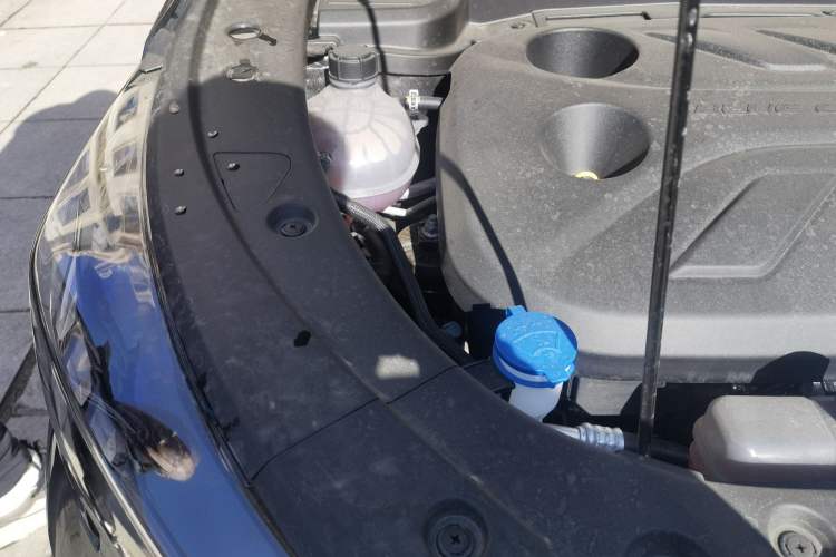 Used CHANGAN X5 PLUS 2026 Model, Second Generation, 1.5T Transcendence PRO Engine Bay Right