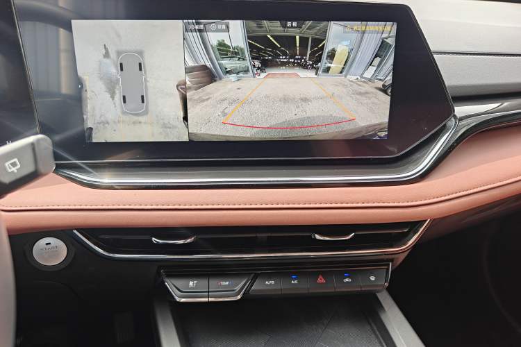 Used CHANGAN X5 PLUS 2026 Model, Second Generation, 1.5T Transcendence PRO Gear Lever