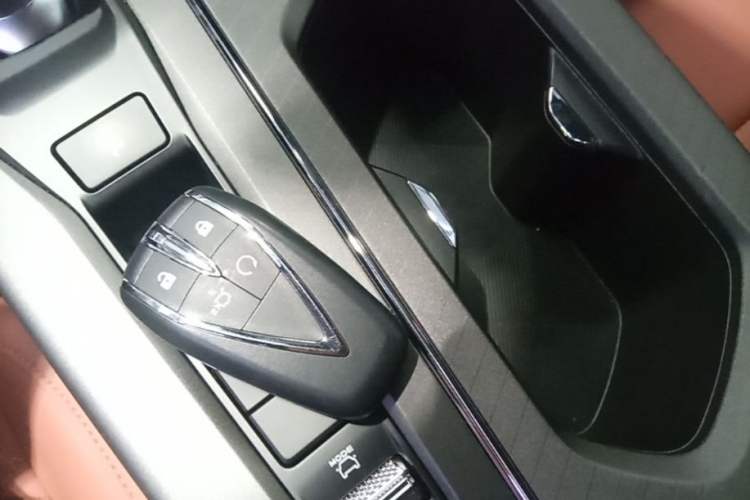 Used CHANGAN X5 PLUS 2026 Model, Second Generation, 1.5T Transcendence PRO Interior 1