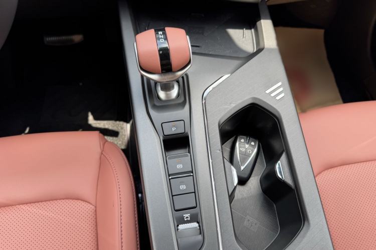 Used CHANGAN X5 PLUS 2026 Model, Second Generation, 1.5T Excellence PRO Interior 12