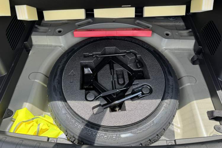 Used CHANGAN X5 PLUS 2026 Model, Second Generation, 1.5T Excellence PRO Interior 9