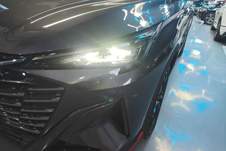 Used CHANGAN X5 PLUS 2026 Model, Second Generation, 1.5T Transcendence PRO Left Front Headlight