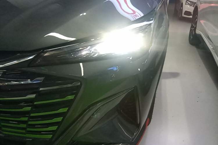 Used CHANGAN X5 PLUS 2026 Model, Second Generation, 1.5T Transcendence PRO Left Front Headlight