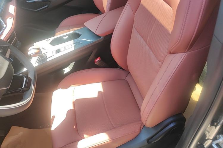 Used CHANGAN X5 PLUS 2026 Model, Second Generation, 1.5T Transcendence PRO Left Front Seat