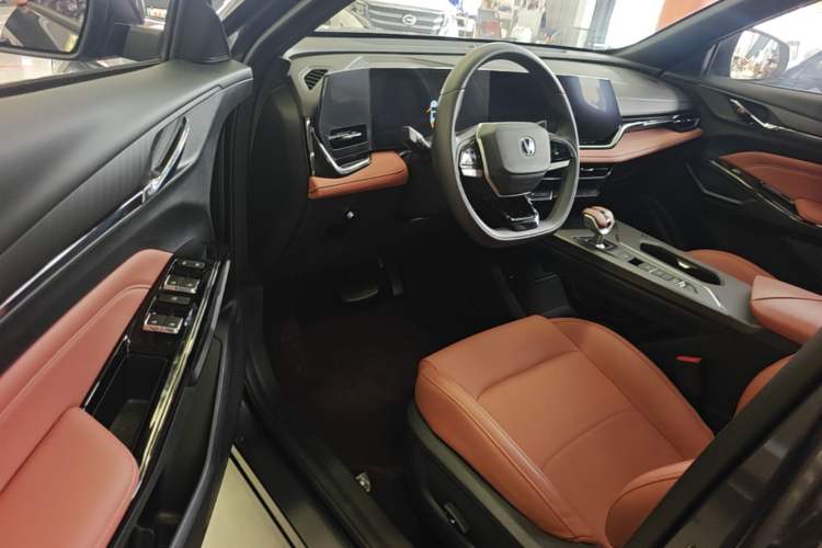 Used CHANGAN X5 PLUS 2026 Model, Second Generation, 1.5T Transcendence PRO Left Front Seat