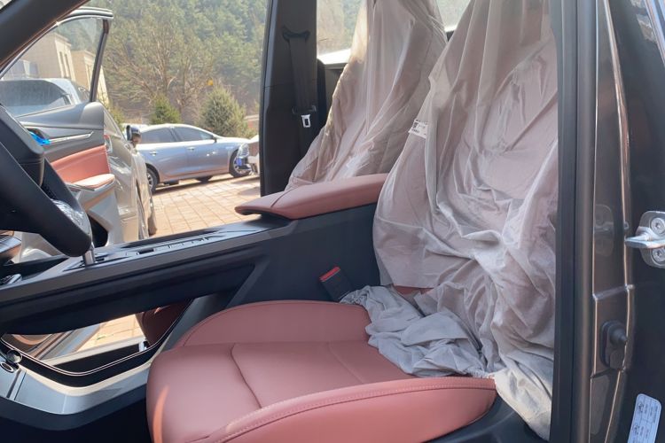 Used CHANGAN X5 PLUS 2026 Model, Second Generation, 1.5T Pioneer PRO Left Front Seat