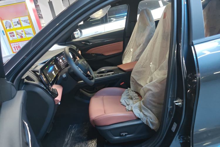 Used CHANGAN X5 PLUS 2026 Model, Second Generation, 1.5T Transcendence PRO Left Front Seat