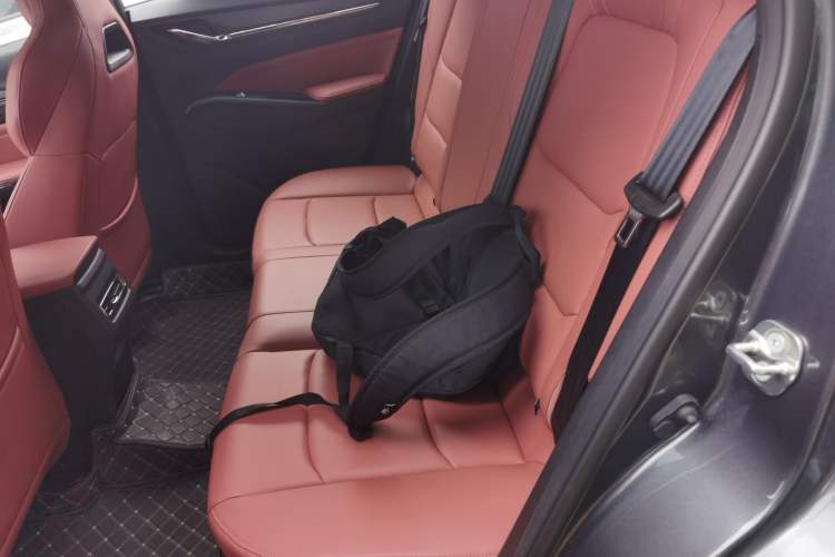 Used CHANGAN X5 PLUS 2026 Model, Second Generation, 1.5T Transcendence PRO Left Rear Seat