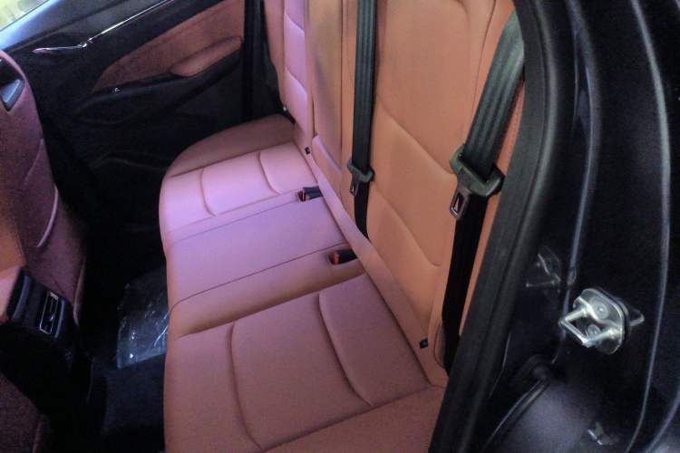 Used CHANGAN X5 PLUS 2026 Model, Second Generation, 1.5T Excellence PRO Left Rear Seat