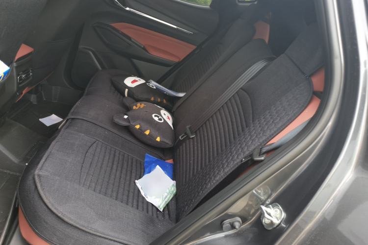 Used CHANGAN X5 PLUS 2026 Model, Second Generation, 1.5T Pioneer PRO Left Rear Seat