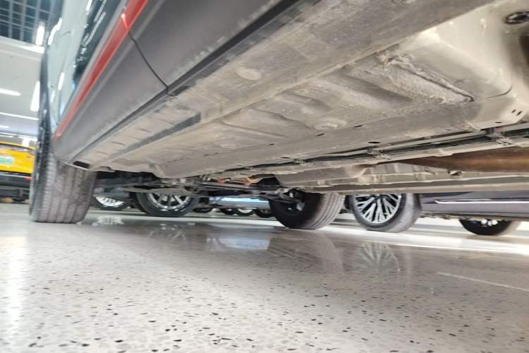 Used CHANGAN X5 PLUS 2026 Model, Second Generation, 1.5T Excellence PRO Left Side Sill