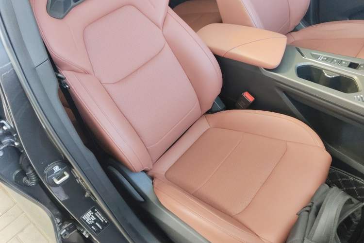 Used CHANGAN X5 PLUS 2026 Model, Second Generation, 1.5T Transcendence PRO Right Front Seat