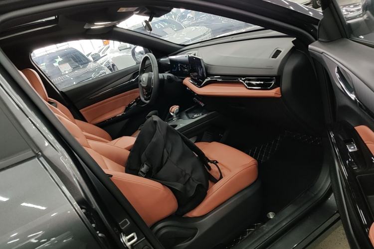 Used CHANGAN X5 PLUS 2026 Model, Second Generation, 1.5T Excellence PRO Right Front Seat