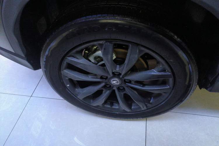 Used CHANGAN X5 PLUS 2026 Model, Second Generation, 1.5T Excellence PRO Right Rear Wheel Hub