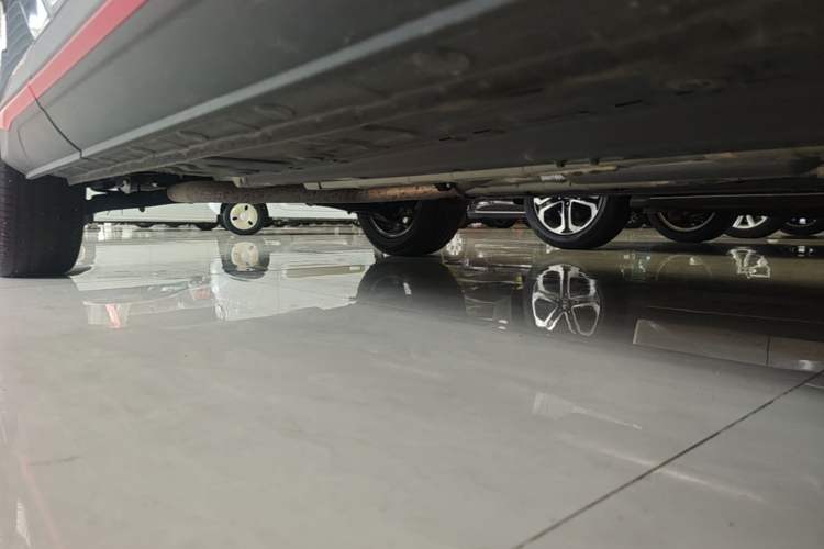 Used CHANGAN X5 PLUS 2026 Model, Second Generation, 1.5T Transcendence PRO Right Side Sill