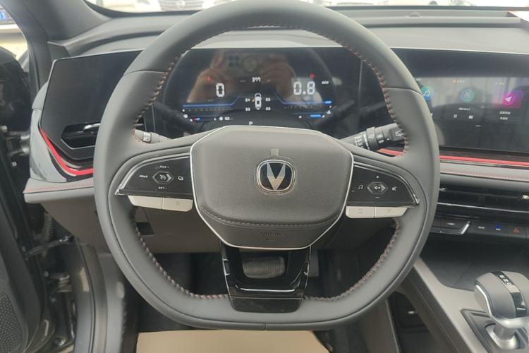 Used CHANGAN X5 PLUS 2026 Model, Second Generation, 1.5T High-Energy PRO Steering Wheel