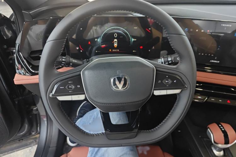 Used CHANGAN X5 PLUS 2026 Model, Second Generation, 1.5T Pioneer PRO Steering Wheel
