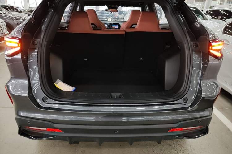 Used CHANGAN X5 PLUS 2026 Model, Second Generation, 1.5T Excellence PRO Trunk