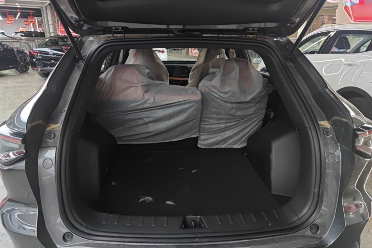 Used CHANGAN X5 PLUS 2026 Model, Second Generation, 1.5T Pioneer PRO Trunk