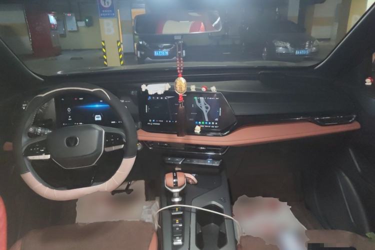 Used CHANGAN X5 PLUS 2026 Model, Second Generation, 1.5T Excellence PRO Center Console