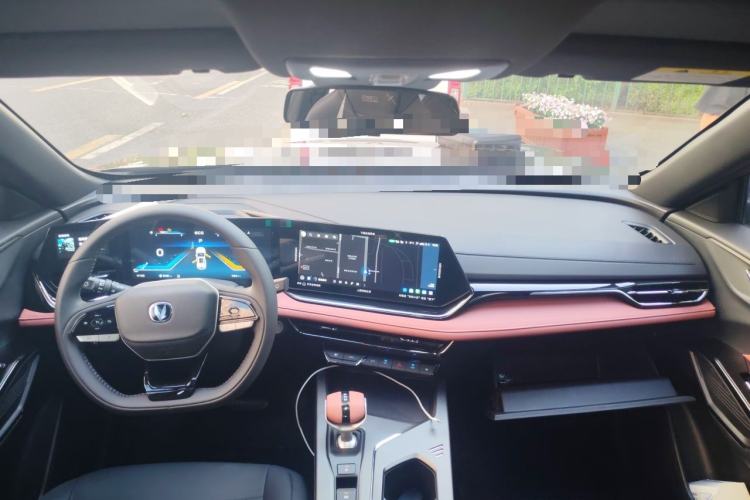 Used CHANGAN X5 PLUS 2026 Model, Second Generation, 1.5T Transcendence PRO Center Console