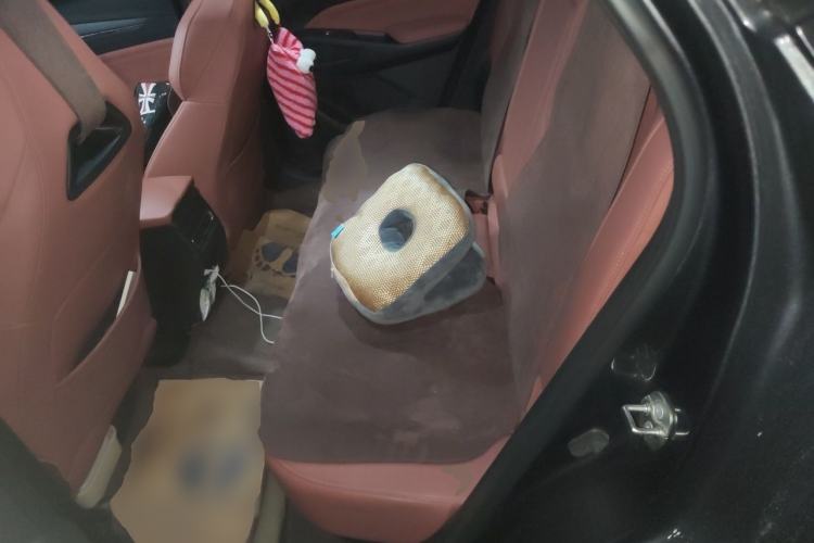 Used CHANGAN X5 PLUS 2026 Model, Second Generation, 1.5T Excellence PRO Left Rear Seat