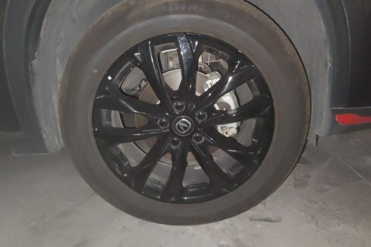 Used CHANGAN X5 PLUS 2026 Model, Second Generation, 1.5T Excellence PRO Right Front Wheel Hub