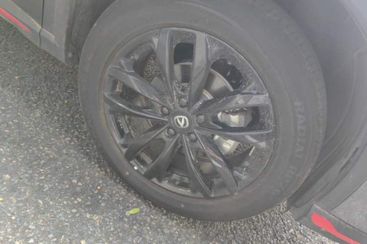 Used CHANGAN X5 PLUS 2026 Model, Second Generation, 1.5T Transcendence PRO Right Front Wheel Hub