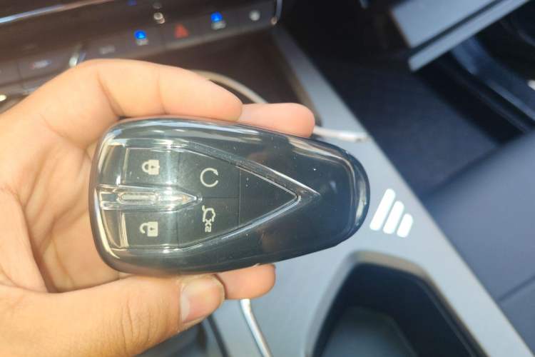 Used CHANGAN X5 PLUS 2026 Model, Second Generation, 1.5T Transcendence PRO Vehicle Key