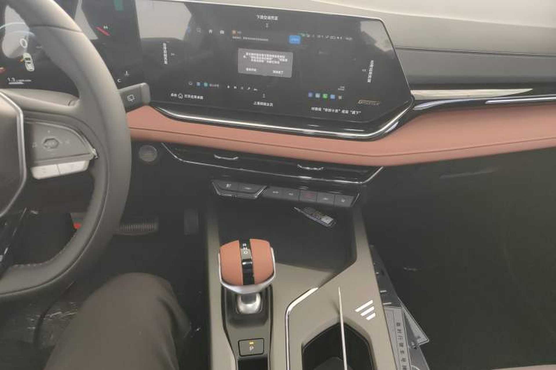 Used CHANGAN X5 PLUS 2026 Model, Second Generation, 1.5T Pioneer PRO Audio And AC Panel