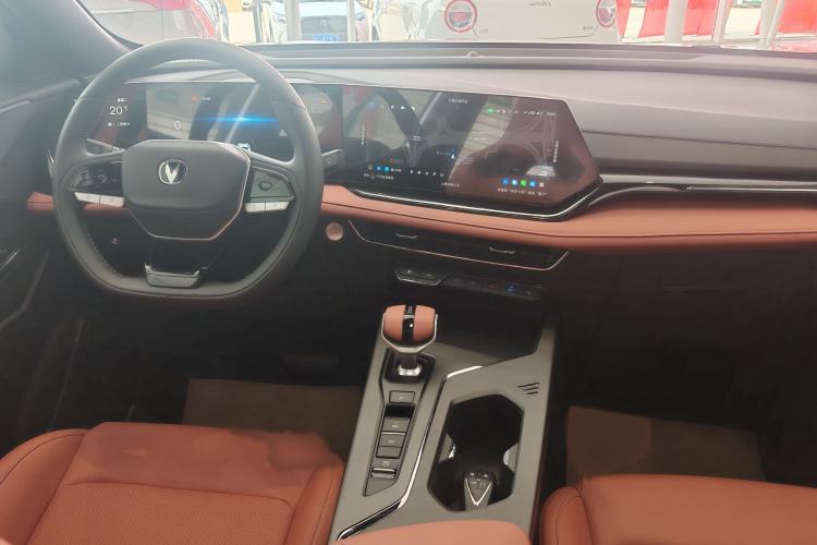 Used CHANGAN X5 PLUS 2026 Model, Second Generation, 1.5T Transcendence PRO Audio And AC Panel