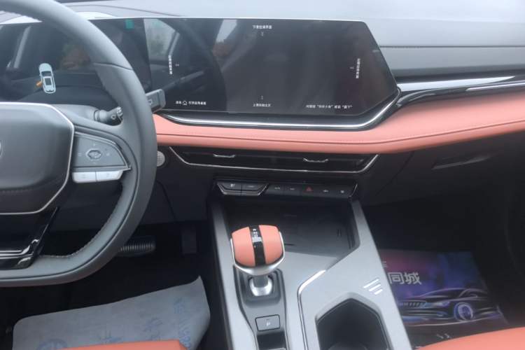 Used CHANGAN X5 PLUS 2026 Model, Second Generation, 1.5T Excellence PRO Audio And AC Panel