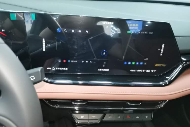 Used CHANGAN X5 PLUS 2026 Model, Second Generation, 1.5T Pioneer PRO Audio And AC Panel