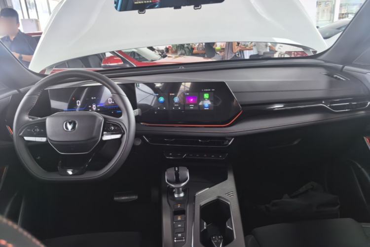 Used CHANGAN X5 PLUS 2026 Model, Second Generation, 1.5T High-Energy PRO Center Console