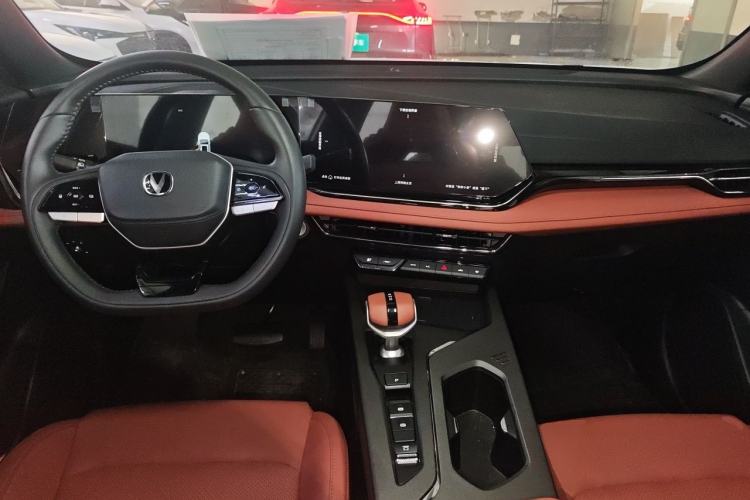 Used CHANGAN X5 PLUS 2026 Model, Second Generation, 1.5T Excellence PRO Center Console