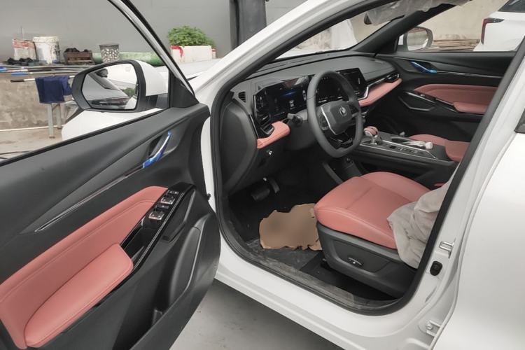 Used CHANGAN X5 PLUS 2026 Model, Second Generation, 1.5T Excellence PRO Driver Seat